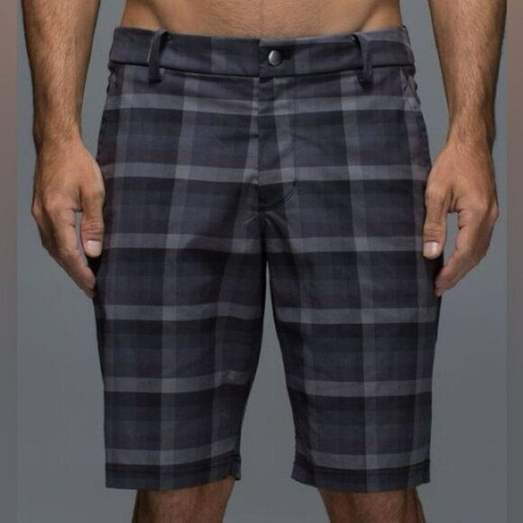 [36]Lululemon Kahuna Plaid Green and Brown Shorts - Picture 2 of 9